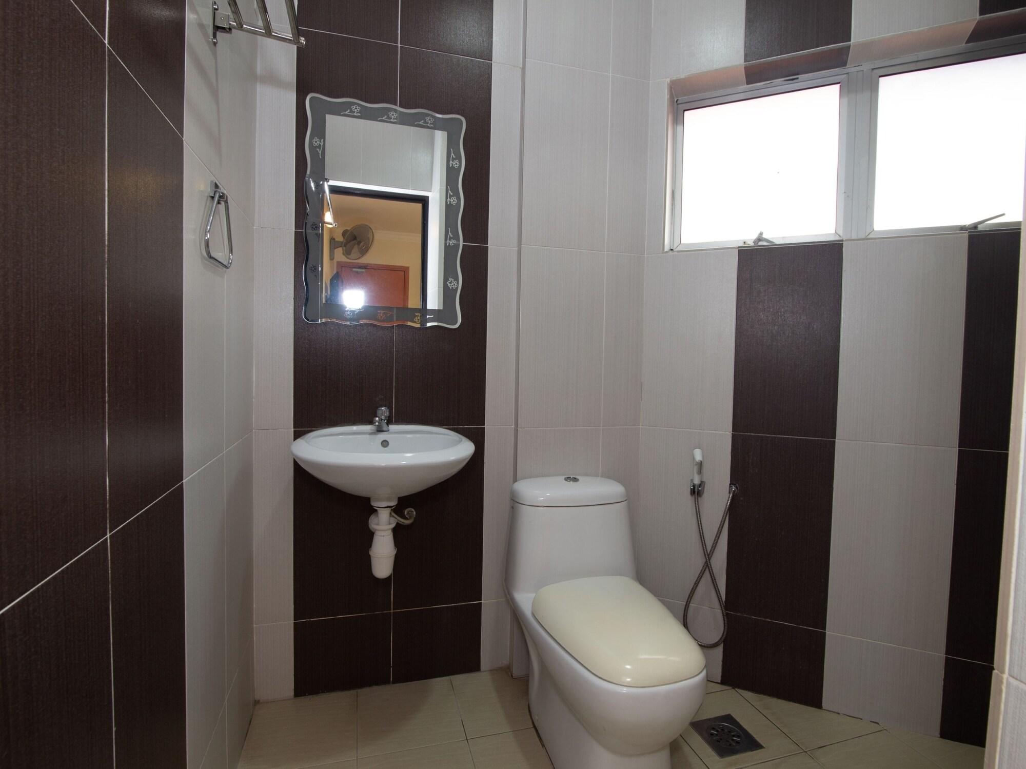 Oyo 424 Kk Inn Hotel Ampang  Ngoại thất bức ảnh